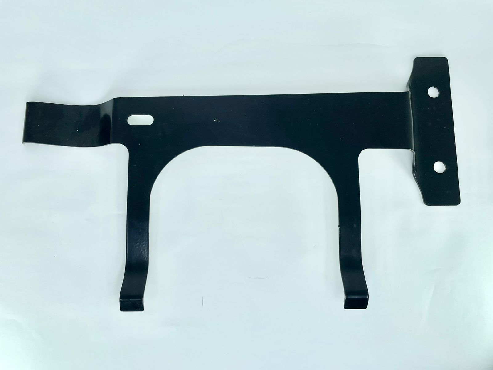 Z4626 - SUPORTE DO DEFLETOR ESQUERDO AÇO MOLA  NEW HOLLAND: 84324323